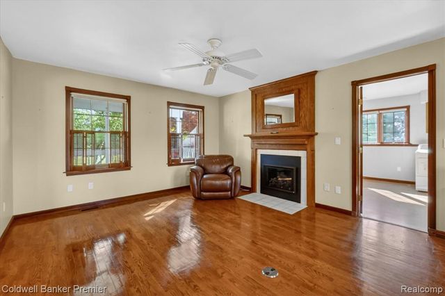 10301 Horseshoe Circle, Clarkston, MI 48348