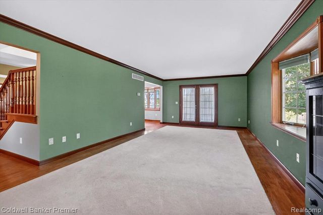 10301 Horseshoe Circle, Clarkston, MI 48348