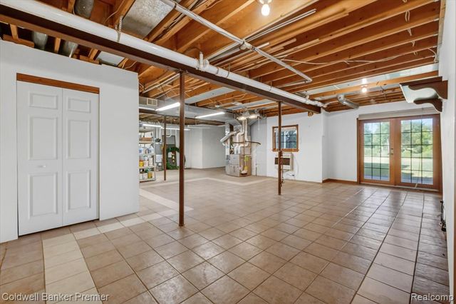10301 Horseshoe Circle, Clarkston, MI 48348