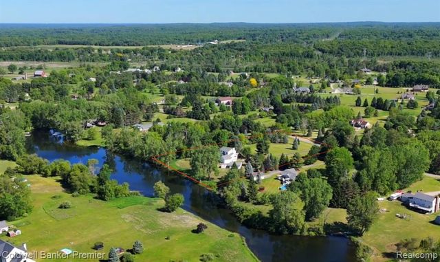 10301 Horseshoe Circle, Clarkston, MI 48348