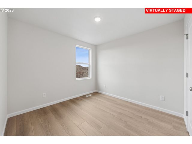 18103 Ne 14TH St, Vancouver, WA 98684