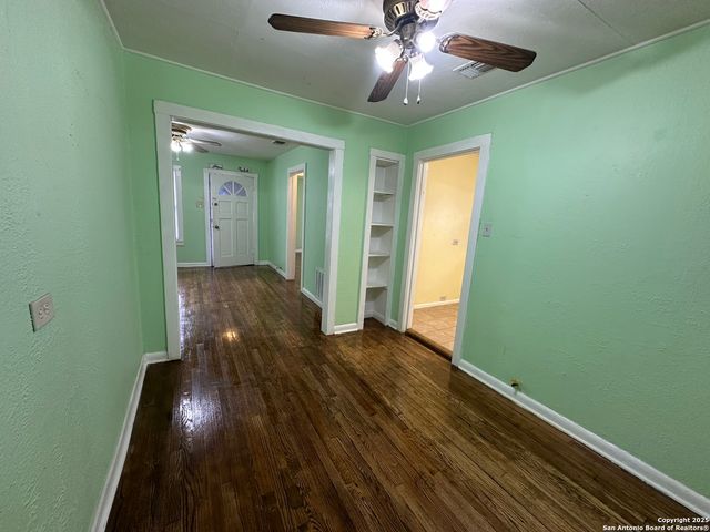 331 Ira, San Antonio, TX 78209