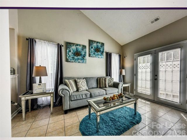 6420 Mallard View Lane, Charlotte, NC 28269