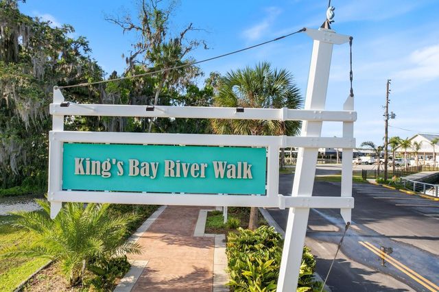 9451 W GREEN BAY LANE, Crystal River, FL 34428