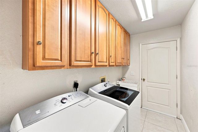 16502 CAYMAN DRIVE, Tampa, FL 33624
