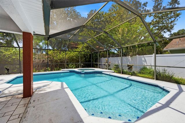 16502 CAYMAN DRIVE, Tampa, FL 33624