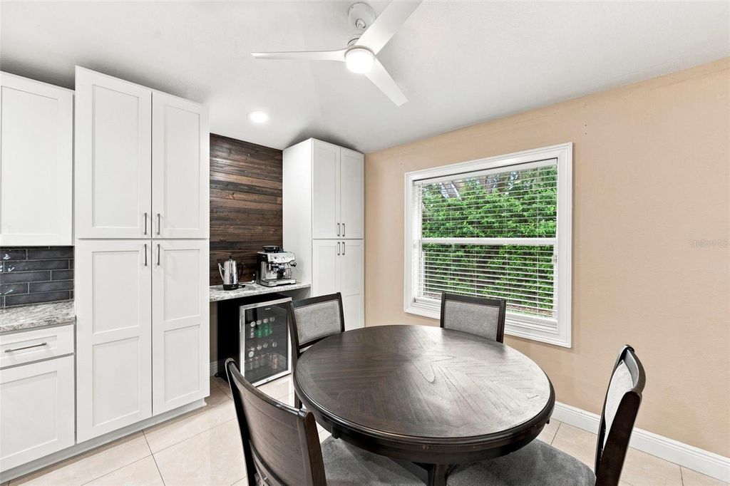Image 6 of property listing at 16502 CAYMAN DRIVE, Tampa, FL 33624