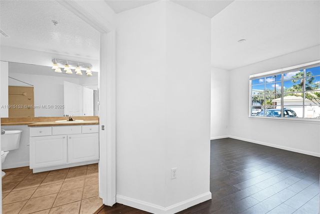 2101 E Myrtlewood Cir E 2101, Palm Beach Gardens, FL 33418