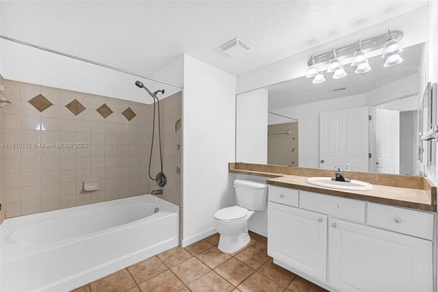 2101 E Myrtlewood Cir E 2101, Palm Beach Gardens, FL 33418