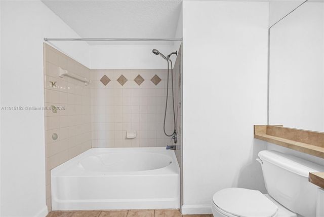 2101 E Myrtlewood Cir E 2101, Palm Beach Gardens, FL 33418