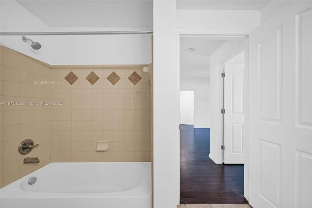 2101 E Myrtlewood Cir E 2101, Palm Beach Gardens, FL 33418