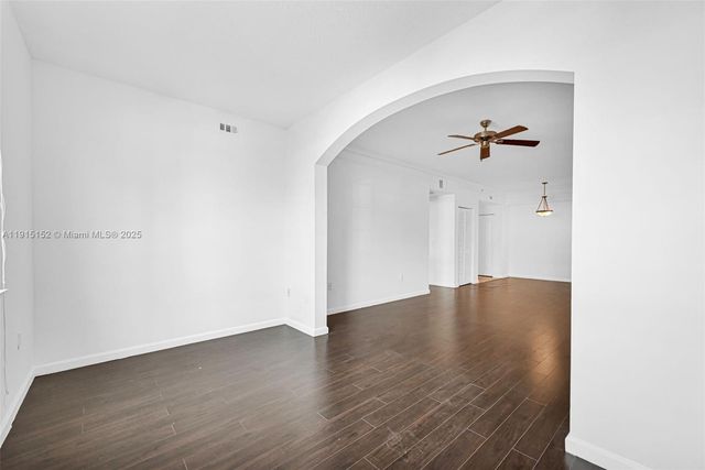 2101 E Myrtlewood Cir E 2101, Palm Beach Gardens, FL 33418