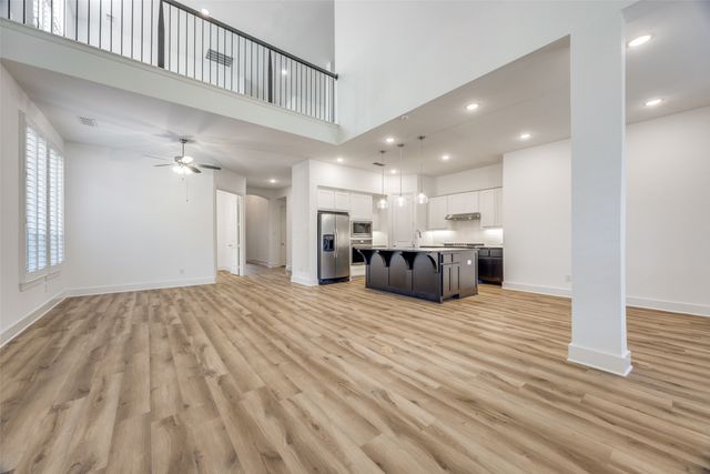 1327 Beach Boulevard, Sherman, TX 75090