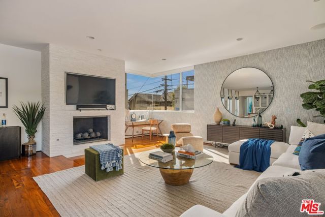 49 Brooks Avenue, Venice (los Angeles), CA 90291