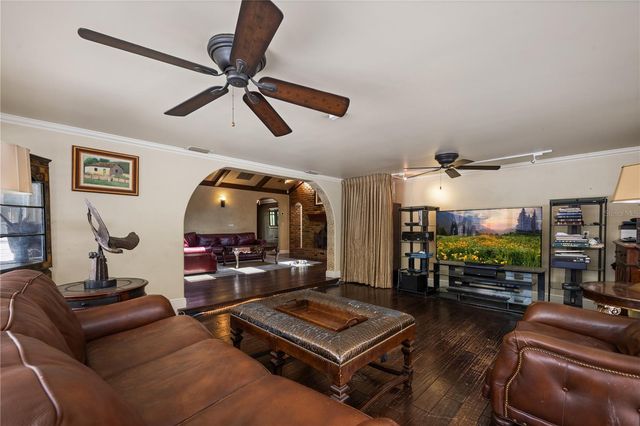 2009 WOODY DRIVE, Windermere, FL 34786