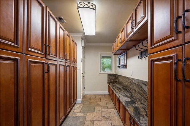 2009 WOODY DRIVE, Windermere, FL 34786
