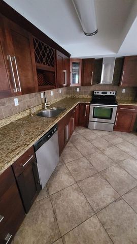 20814 San Simeon Way 108, Miami, FL 33179