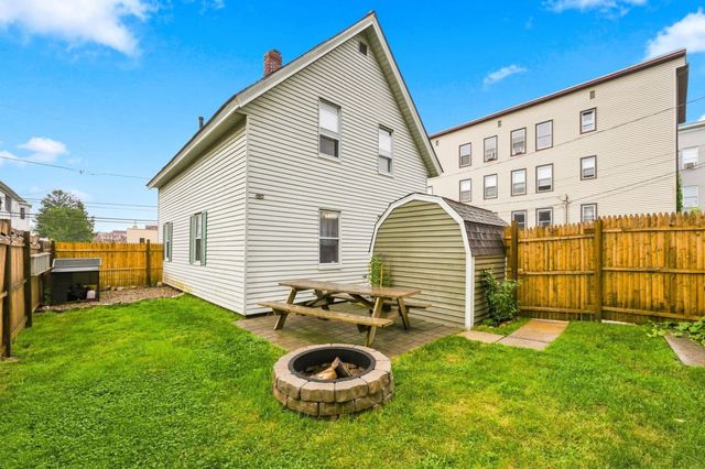 45 Nichols St, Gardner, MA 01440