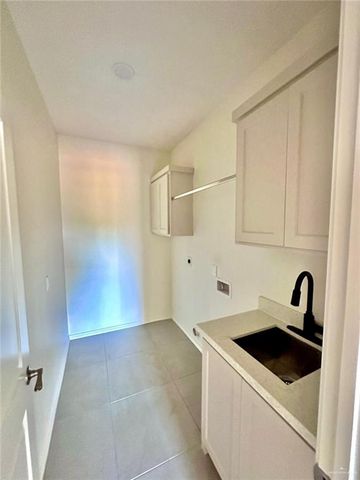 2517 Linva Avenue, Mcallen, TX 78541