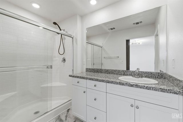 5808 Tandil Way, Bakersfield, CA 93306