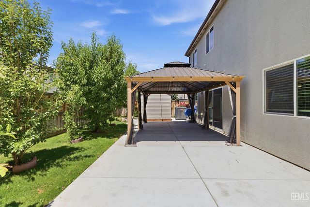 5808 Tandil Way, Bakersfield, CA 93306