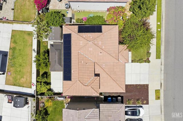 5808 Tandil Way, Bakersfield, CA 93306
