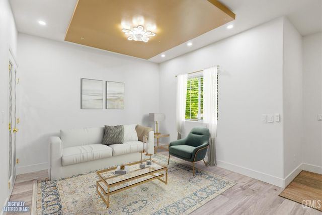 5808 Tandil Way, Bakersfield, CA 93306