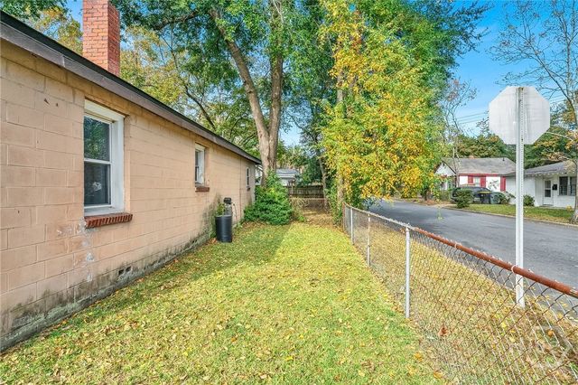 207 Cleland Avenue, Savannah, GA 31415