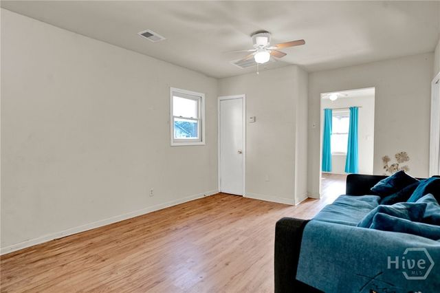 207 Cleland Avenue, Savannah, GA 31415