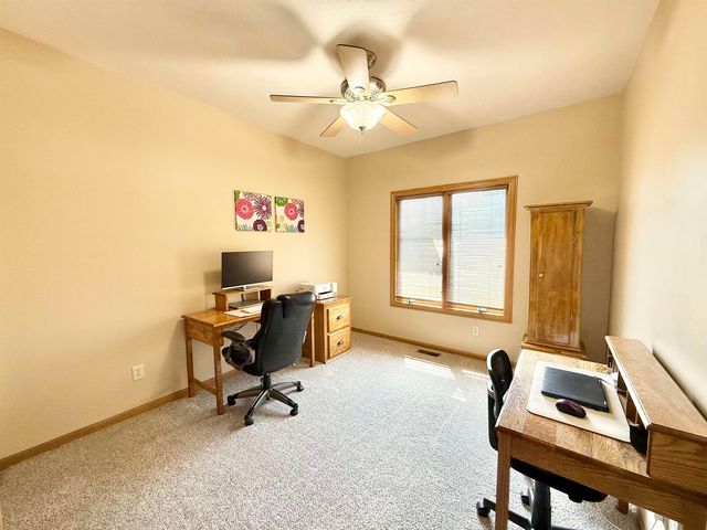 3005 N Stone Lake Dr, Augusta, KS 67010