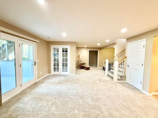 3005 N Stone Lake Dr, Augusta, KS 67010