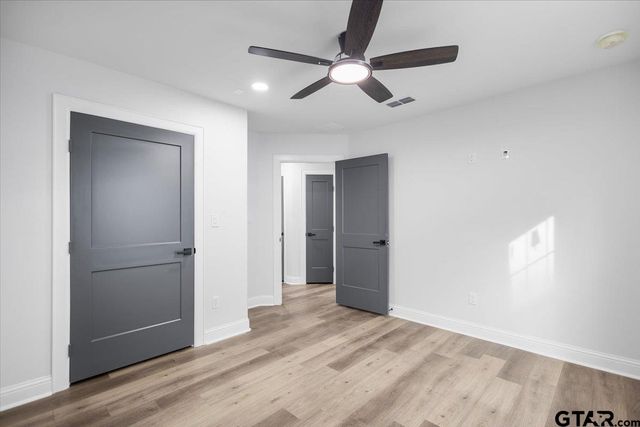 906 Duckenfield Avenue, Tyler, TX 75701