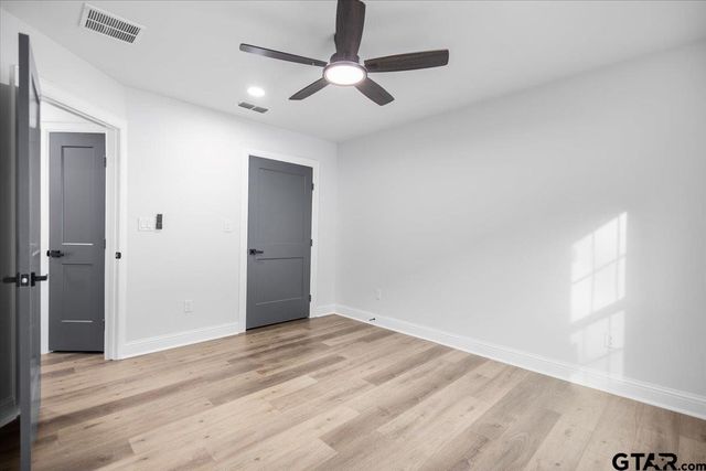 906 Duckenfield Avenue, Tyler, TX 75701