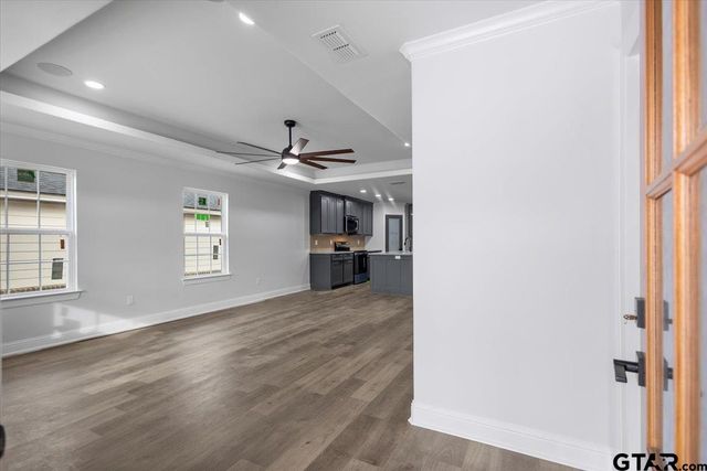 906 Duckenfield Avenue, Tyler, TX 75701