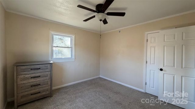 513 Holly Street, Dallas, NC 28034