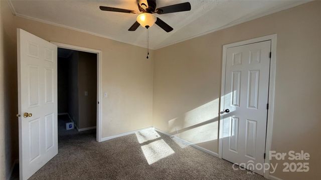 513 Holly Street, Dallas, NC 28034