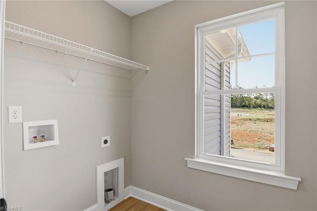 1956 Wild Rosewood Way, Winston-salem, NC 27103