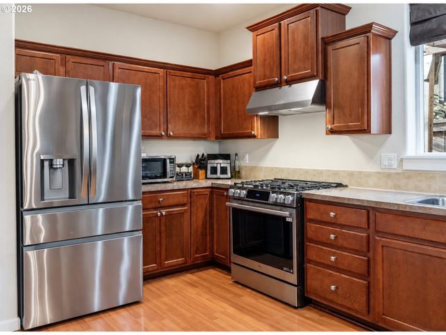 12613 ROSS St, Oregon City, OR 97045