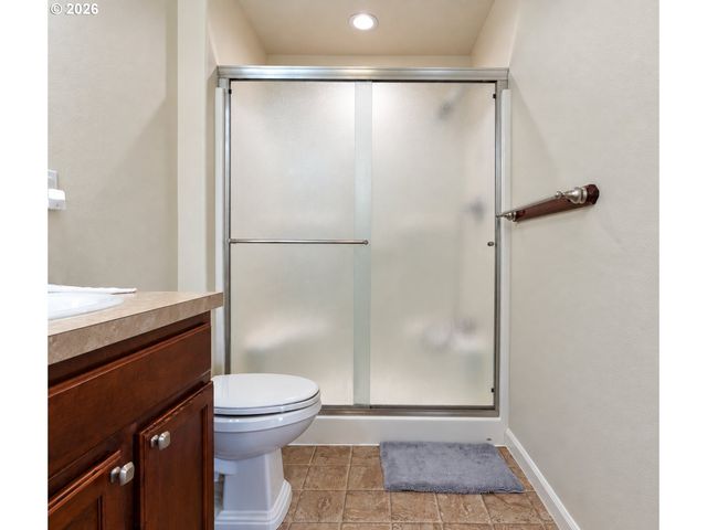 12613 ROSS St, Oregon City, OR 97045