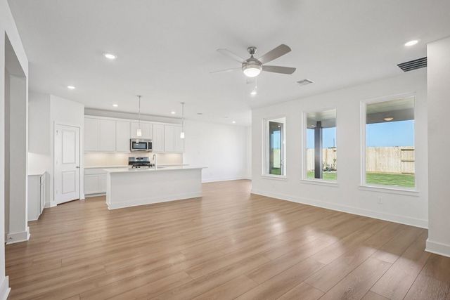 29542 Pondview Drive, Waller, TX 77484