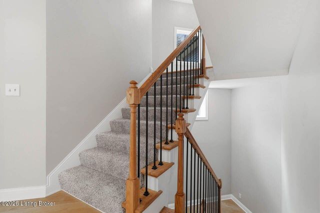 375 Wood Valley Ln, Louisville, KY 40299