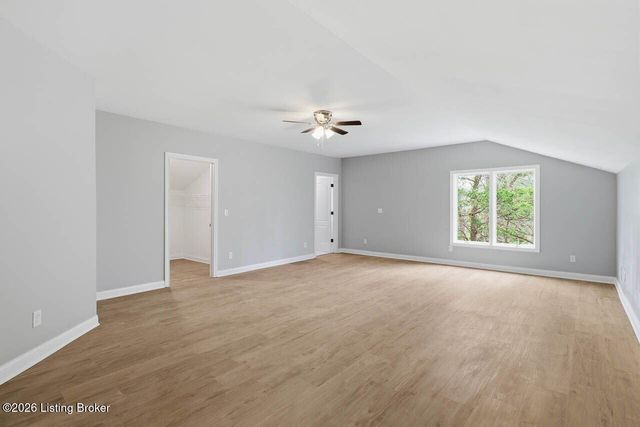 375 Wood Valley Ln, Louisville, KY 40299