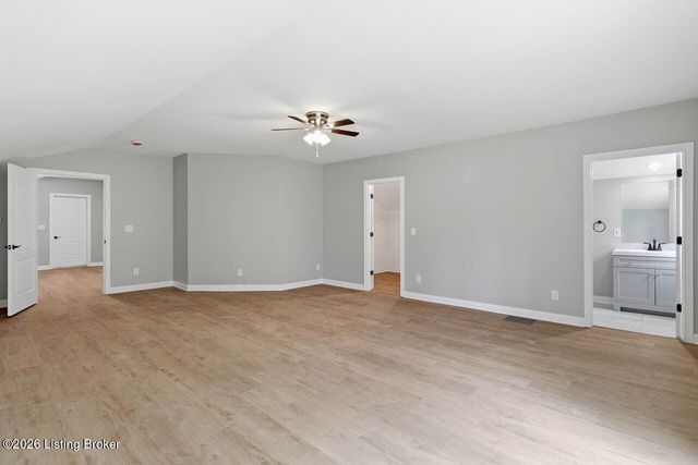 375 Wood Valley Ln, Louisville, KY 40299