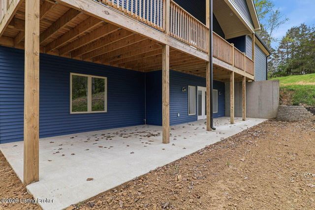 375 Wood Valley Ln, Louisville, KY 40299
