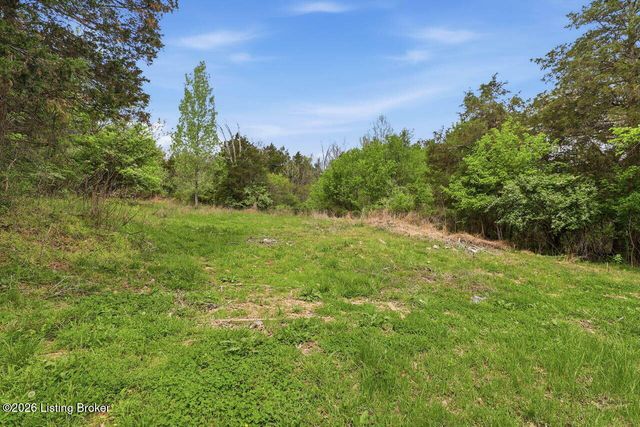 375 Wood Valley Ln, Louisville, KY 40299