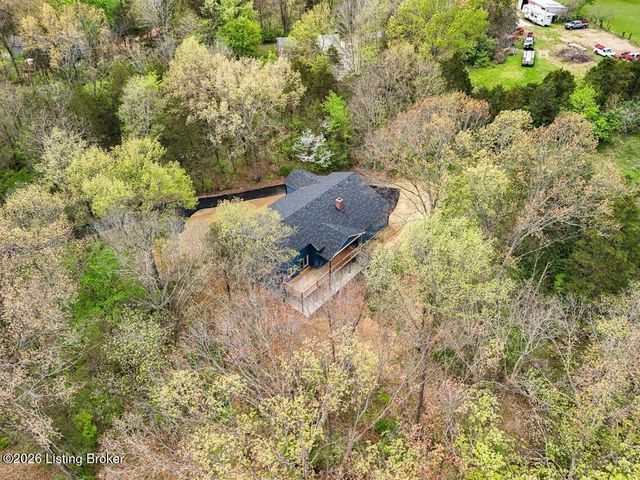 375 Wood Valley Ln, Louisville, KY 40299
