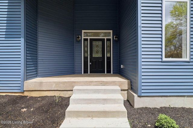375 Wood Valley Ln, Louisville, KY 40299