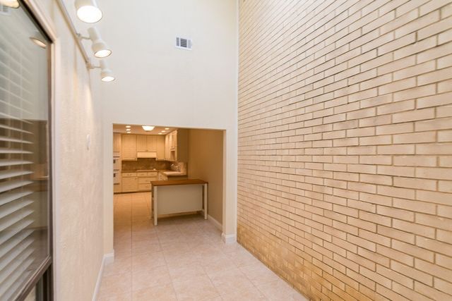 14816 Sopras Circle, Addison, TX 75001