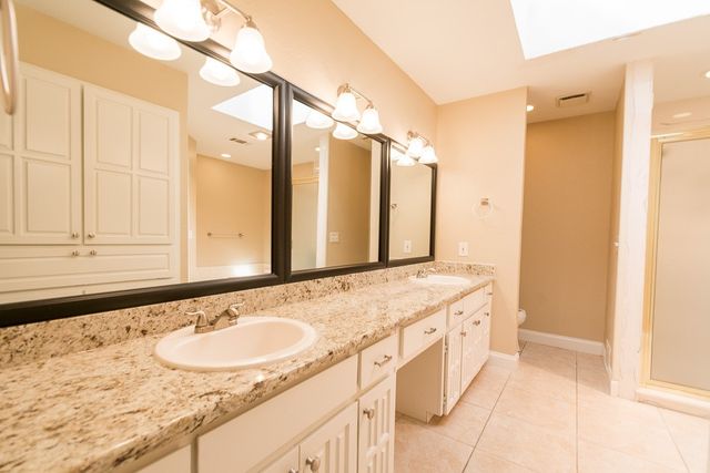 14816 Sopras Circle, Addison, TX 75001