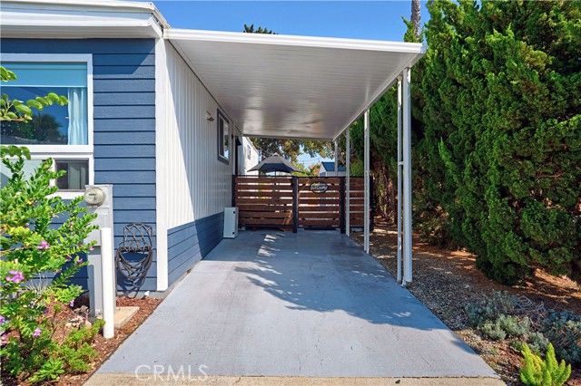 1120 E Mission Road 33, Fallbrook, CA 92028